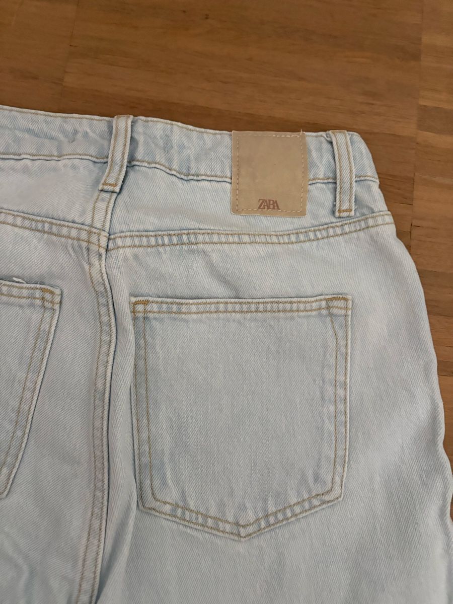 Zara Jeans: Zara Jeans Hellblau, Gr. 34 – Usato da Embrach venduto da ale_v5qn 3