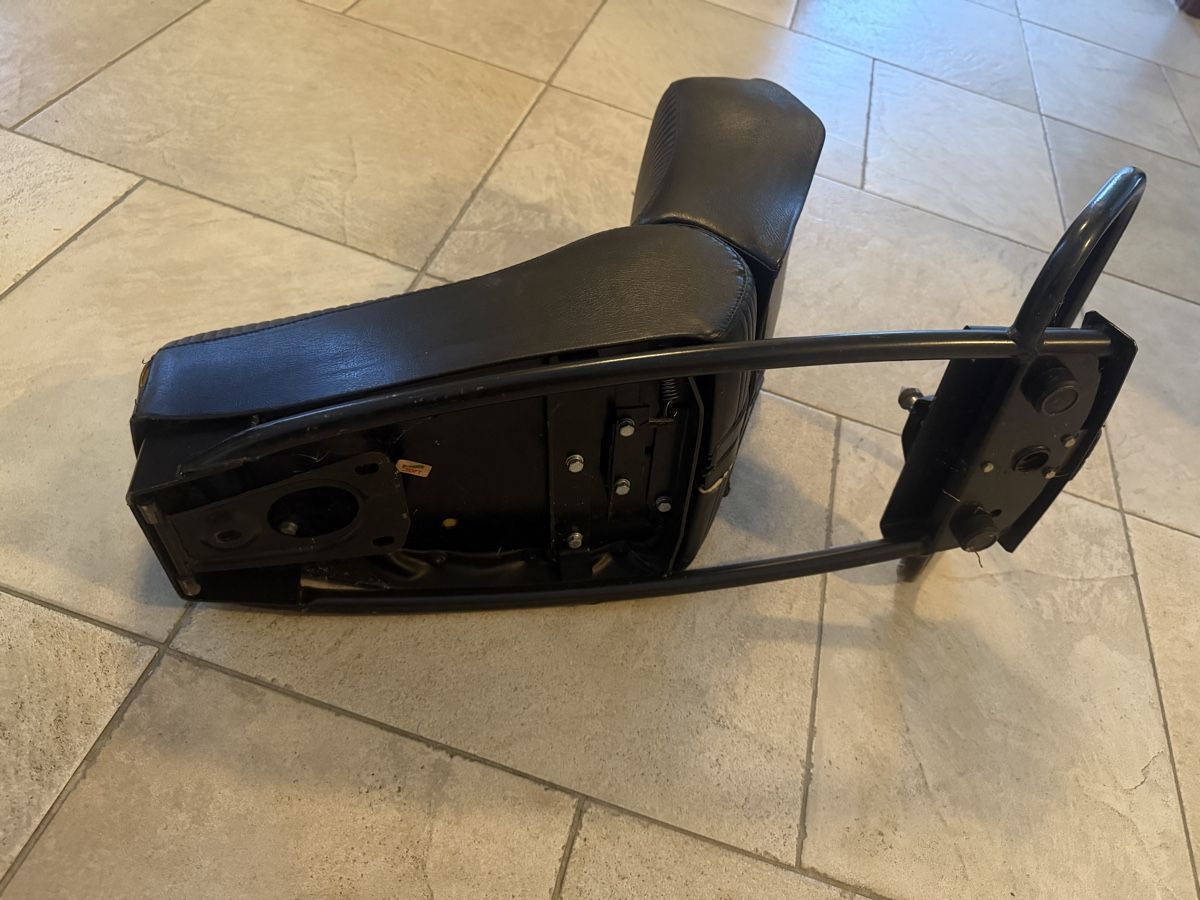 Vespa Tutti pezzi di ricambio per scooter: Vespa Sattel Speziell  – Usato da Trimbach venduto da ale5522 4