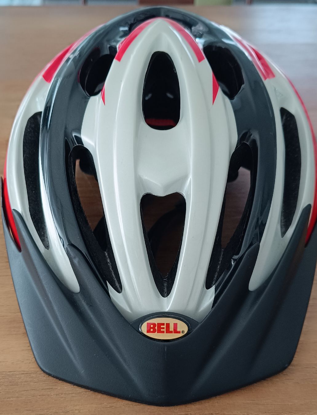 Bell Helme: Casco da bici Bell – Gebraucht aus Bellinzona von gab_t52k 1