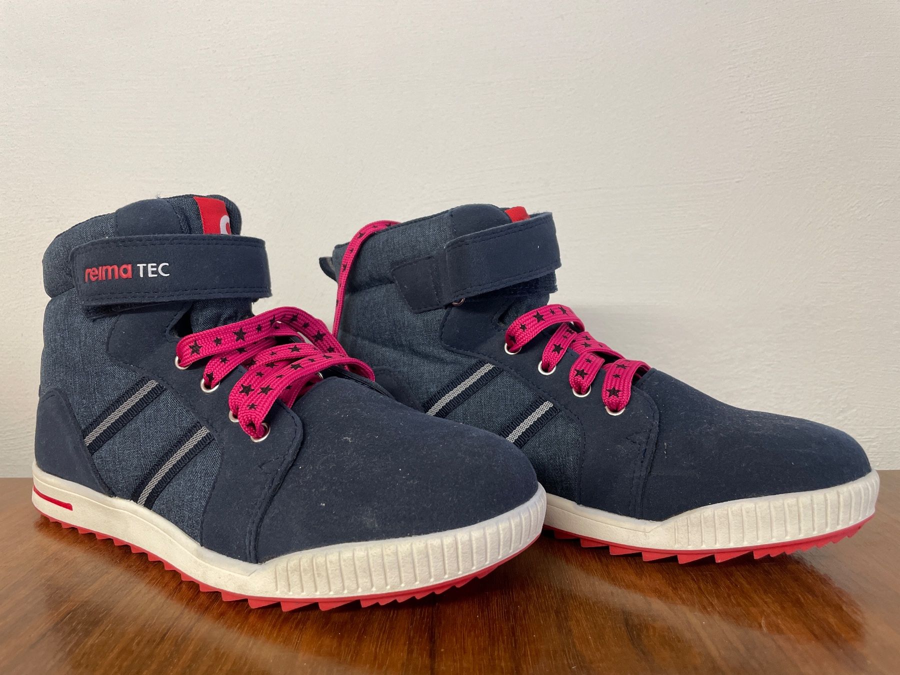 Reima Scarpe per ragazze: REIMA Tec Mädchen Wanderschuhe Gr. 38 – Usato da Frasnacht venduto da GracyStore