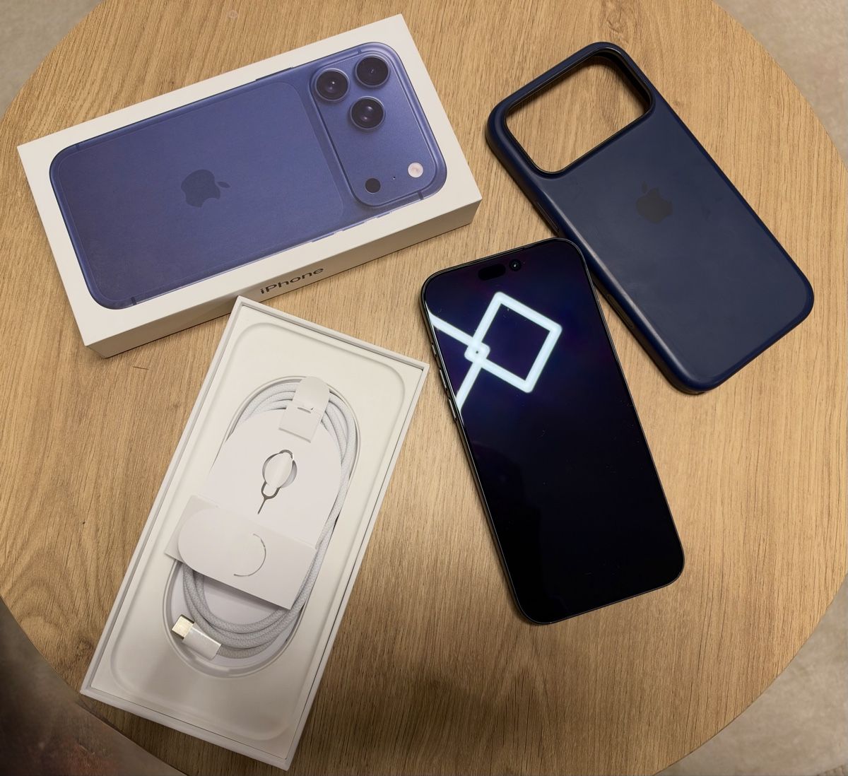 Apple Portables: iPhone 17 Pro Max blau 256GB – Neuf (Voir description) à Engelburg par Galena92 6