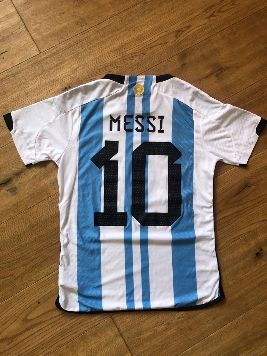Adidas Canottiere & Pantaloni: Trikot Argentinien Messi WM2022 – Usato da Dürnten venduto da ueseco 1
