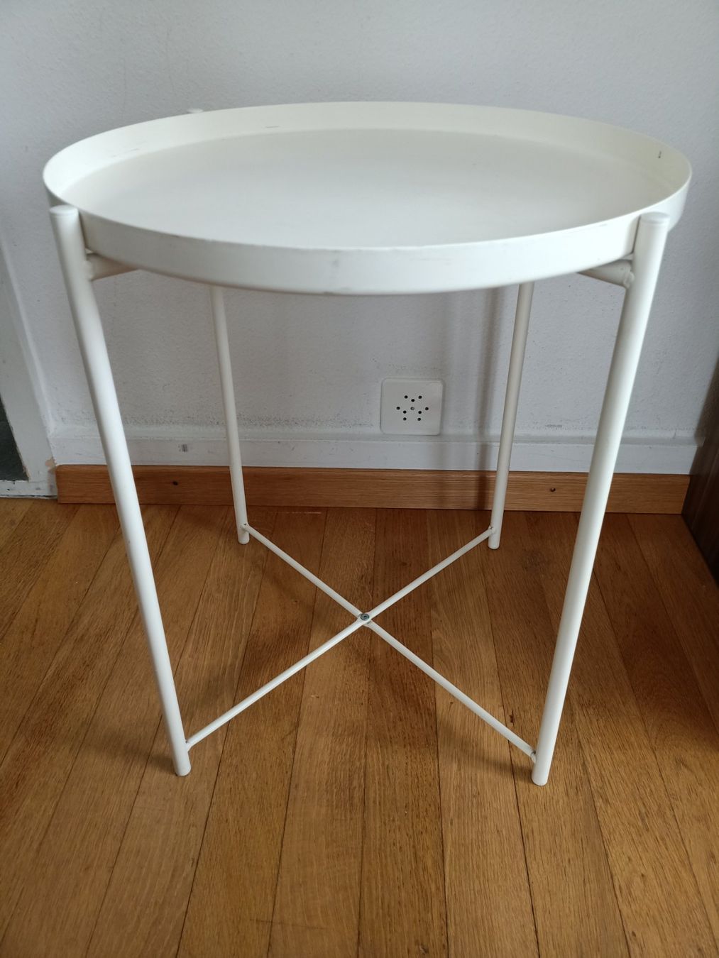 Ikea Comodini: Ikea weisse Tisch Tablettisch – Usato da Grenchen venduto da Wolfine 4