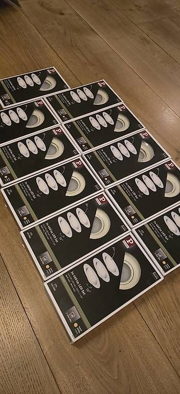 Lustres & lampes de plafonds: Spot Paulmann neuf – D'occasion à Mex VD par tomas89
