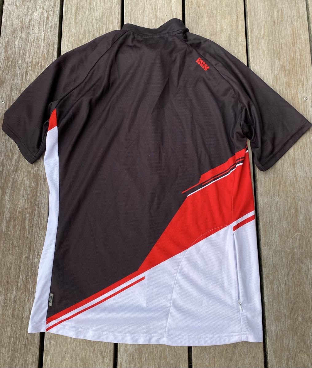 Leibchen & Hosen: IXS Bikeshirt in Grösse L – Gebraucht aus Fischingen von Mammut4Fun 1