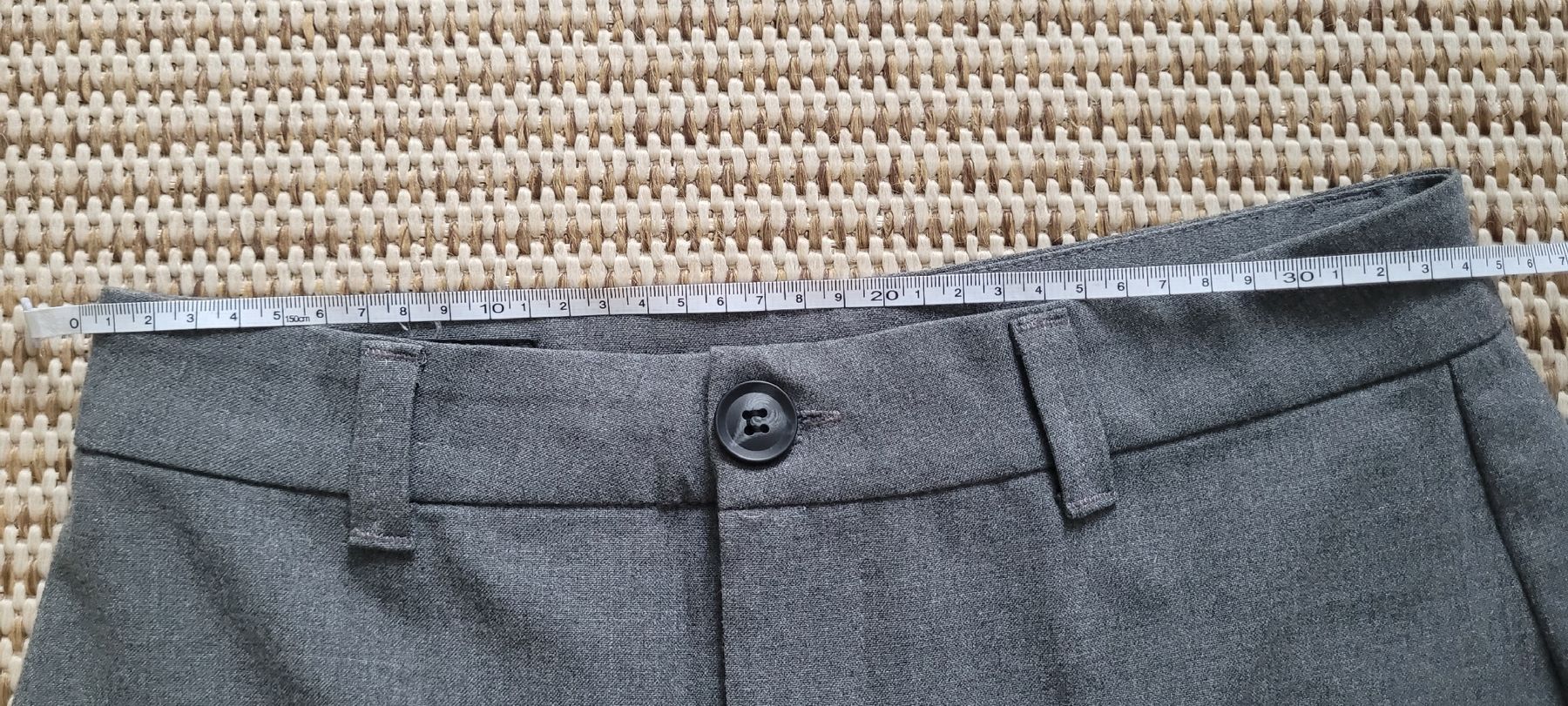 Pull&Bear Pantaloni: PULL&BEAR Pantalon gris Taille 34 – Nuovo (secondo la descrizione) da Genève venduto da Tanaa_12 4