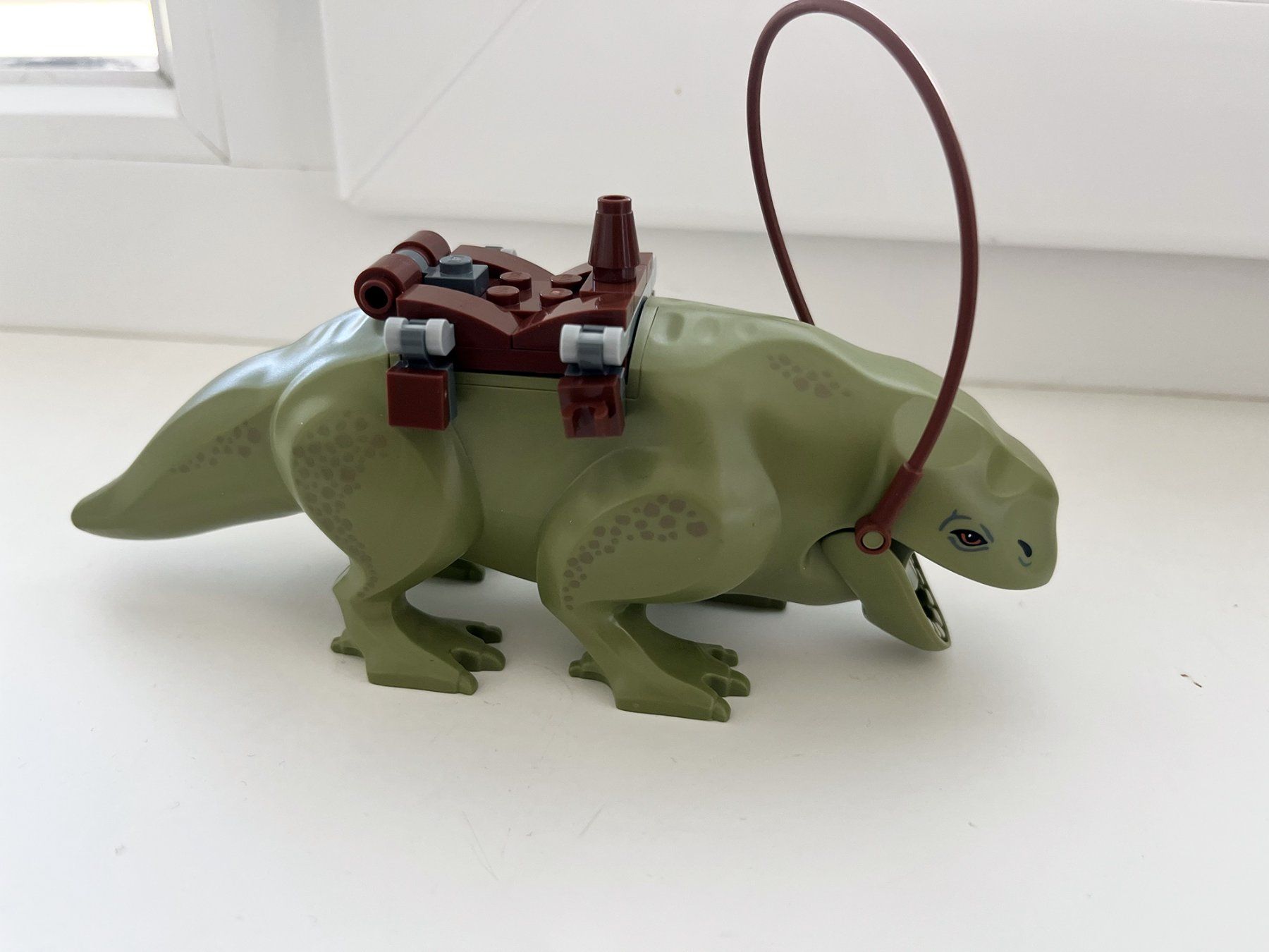 Lego Kit di costruzioni: Lego Star Wars Cantina Dewback – Usato da Lausanne venduto da BeyondStories
