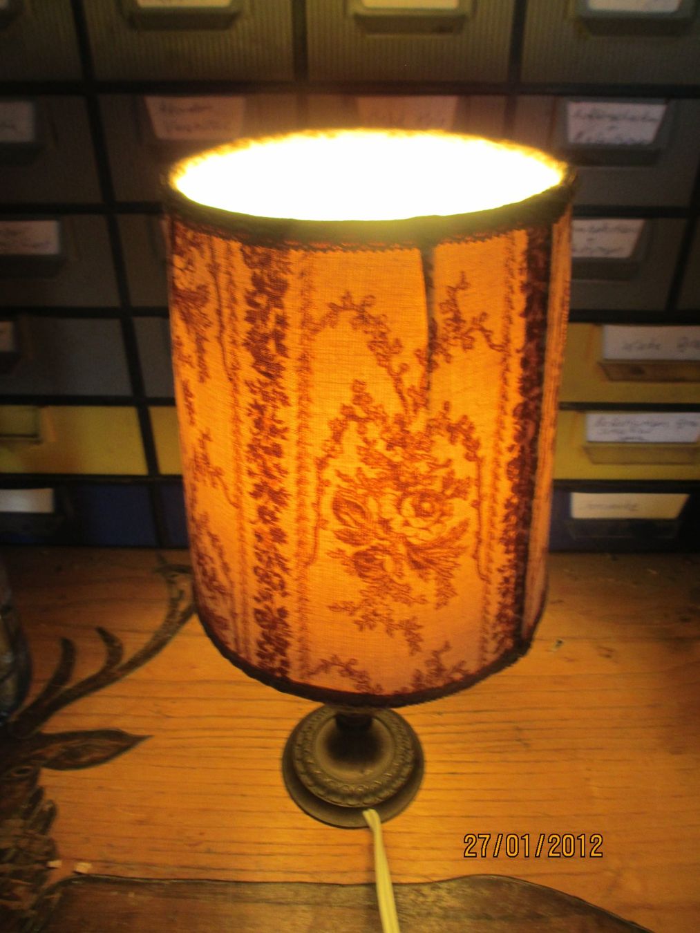 Lampade: Antike Lampe elektrifiziert – Usato da Weier im Emmental venduto da waefler03 1