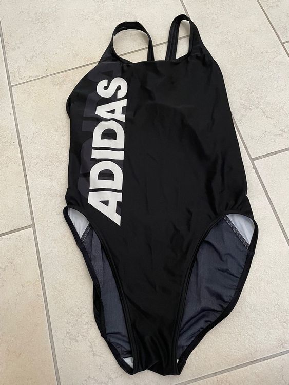 NESY Langärmeliger Badeanzug Damen - Rashguard Mit U-Ausschnitt, LSF 50+, Atmungsaktiv, Für Schwimmen & Wassersport