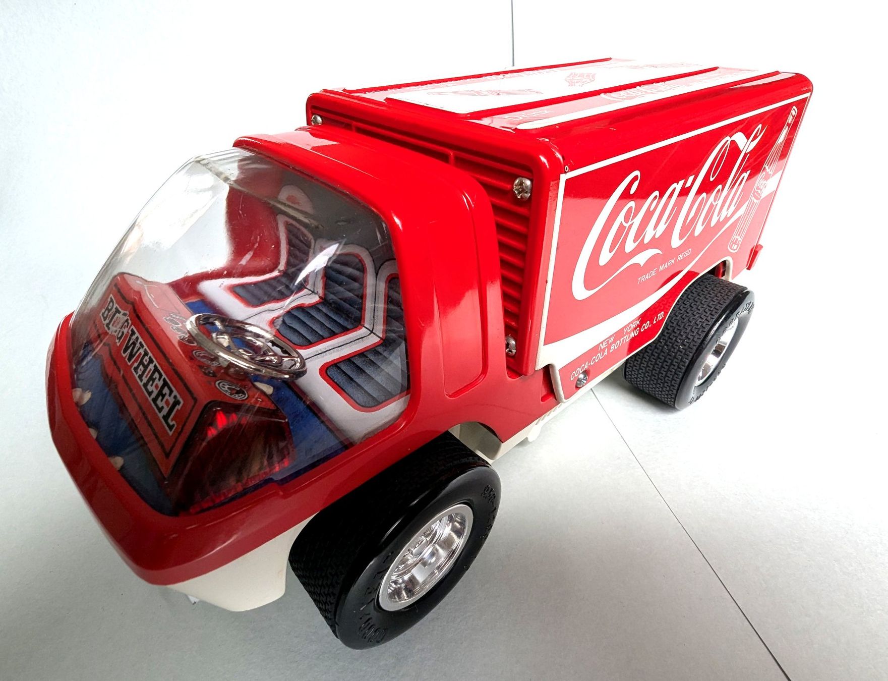 Taiyo BIG WHEEL Van Truck 