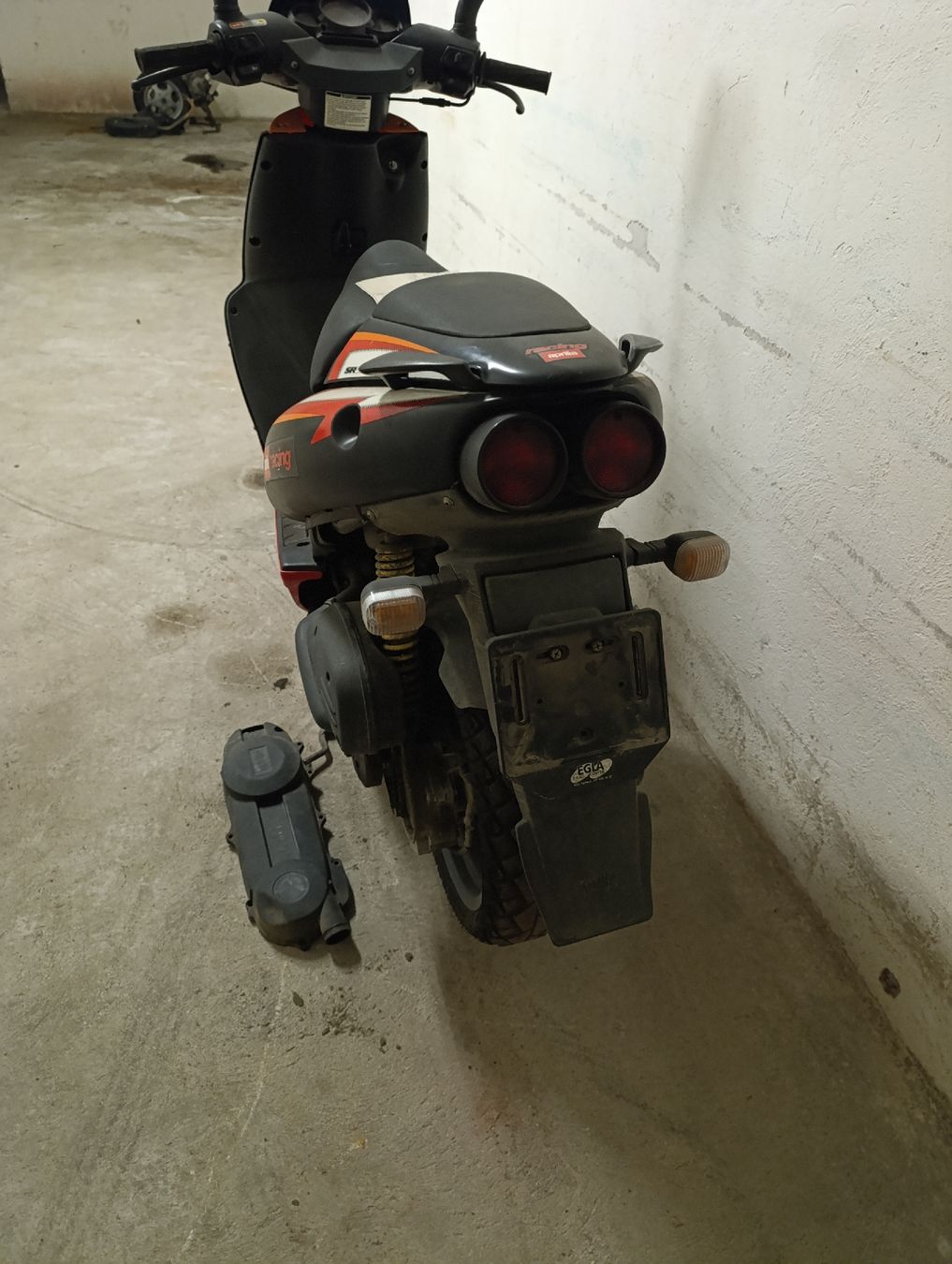 Aprilia Scooters: Aprilia SR 50 – Défectueux à Romanshorn par dav_h2lv 7