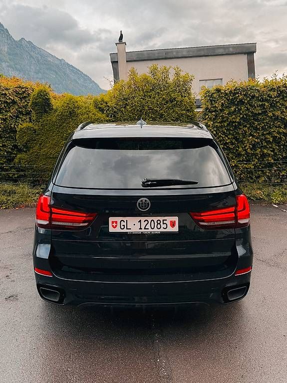 BMW Automobili: BMW X5 M50D – Usato da Glarus venduto da ced_m5bf 4