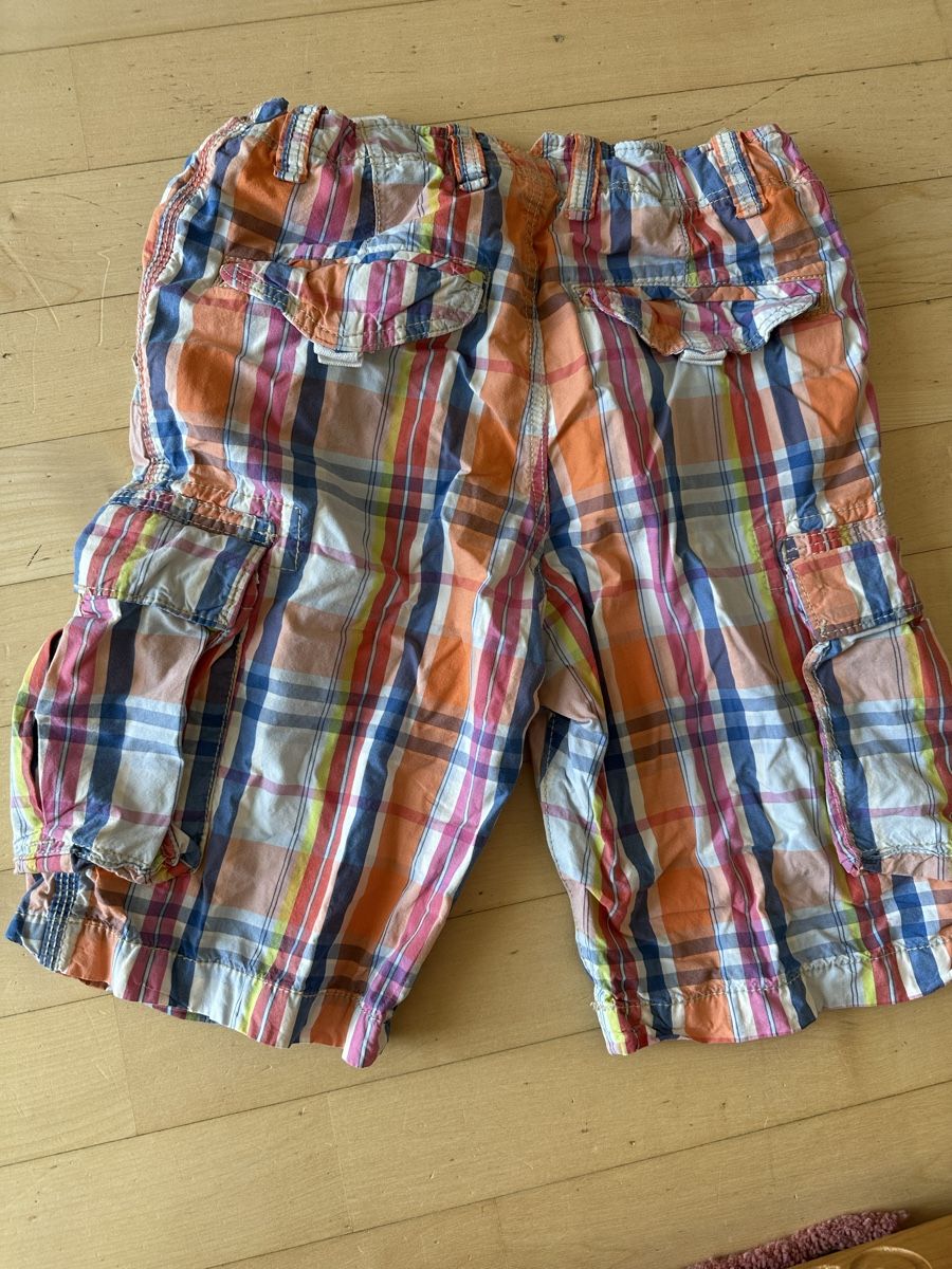 Kleiderpakete & -sets: Kurze Hosen 152 – Gebraucht aus Zizers von special_peanuts 2