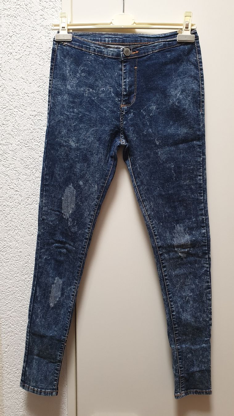 Pantaloni: 2 PAR HOSSE – Usato da Thun venduto da Vecgou 3