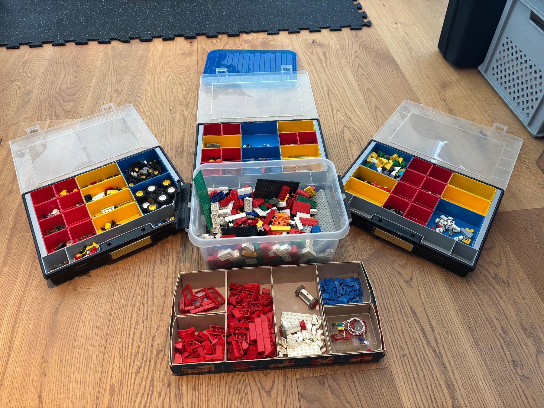 Lego Giocattoli: Diverse Lego Bausteine und Ersatzteile – Usato da Birmensdorf ZH venduto da JDean