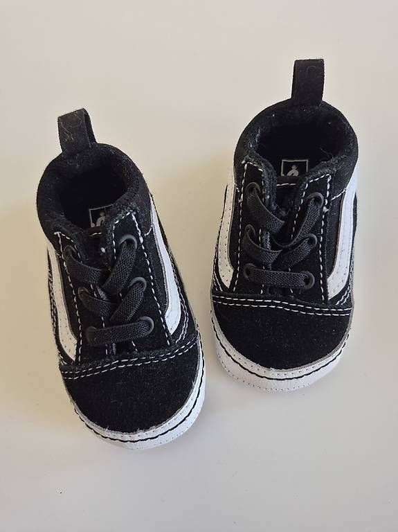 Scarpe per ragazzi: Vans Babyschuhe Gr. 19 – Usato da Appenzell venduto da cawier 1