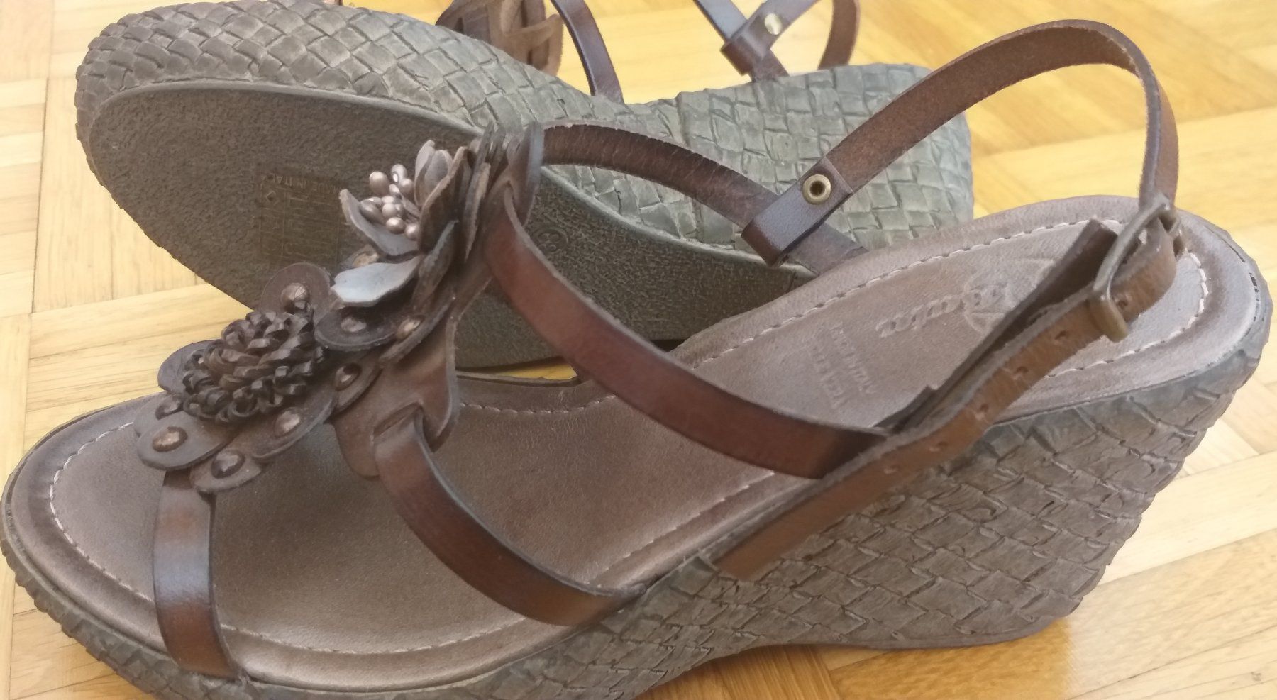 Scarpe da donna: Sandale von Bata – Nuovo (secondo la descrizione) da Zürich venduto da Stonejewelry 2