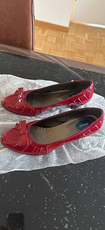 Scarpe da donna: Schuhe Grösse 38 – Usato da Seltisberg venduto da gul_wv9k 3