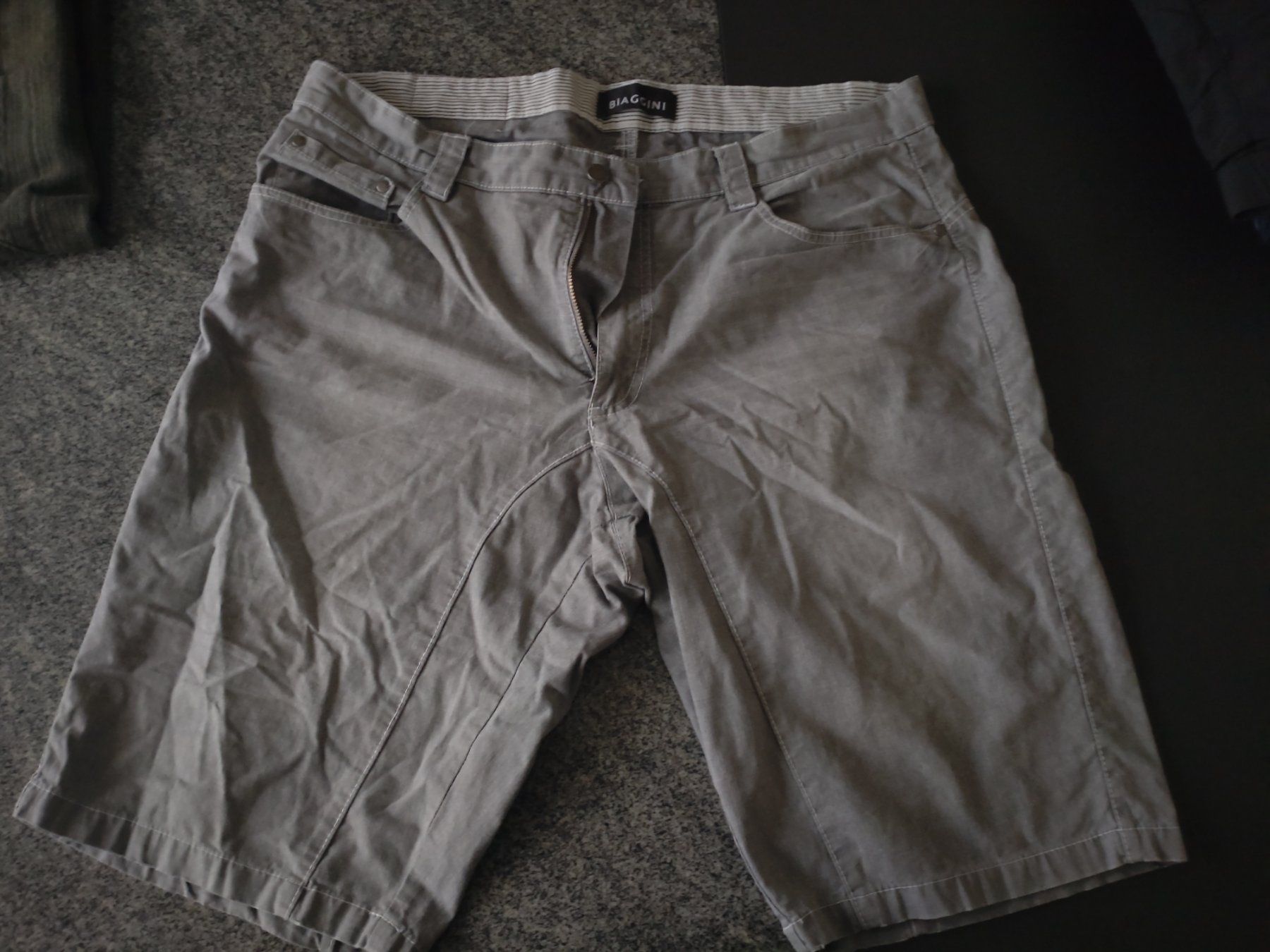 Pantaloni: Hose Gr. XXL – Usato da Tenniken venduto da Pasci1990