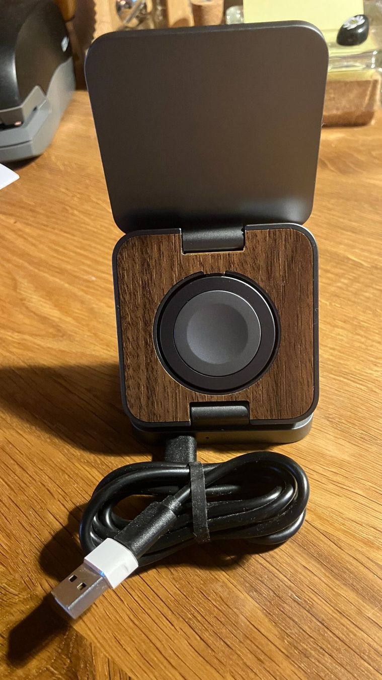 Caricabatterie: Station de charge 3 en 1 compacte MagSafe (iPhone, Apple Wat – Usato da Ovronnaz venduto da LesBidochons 1