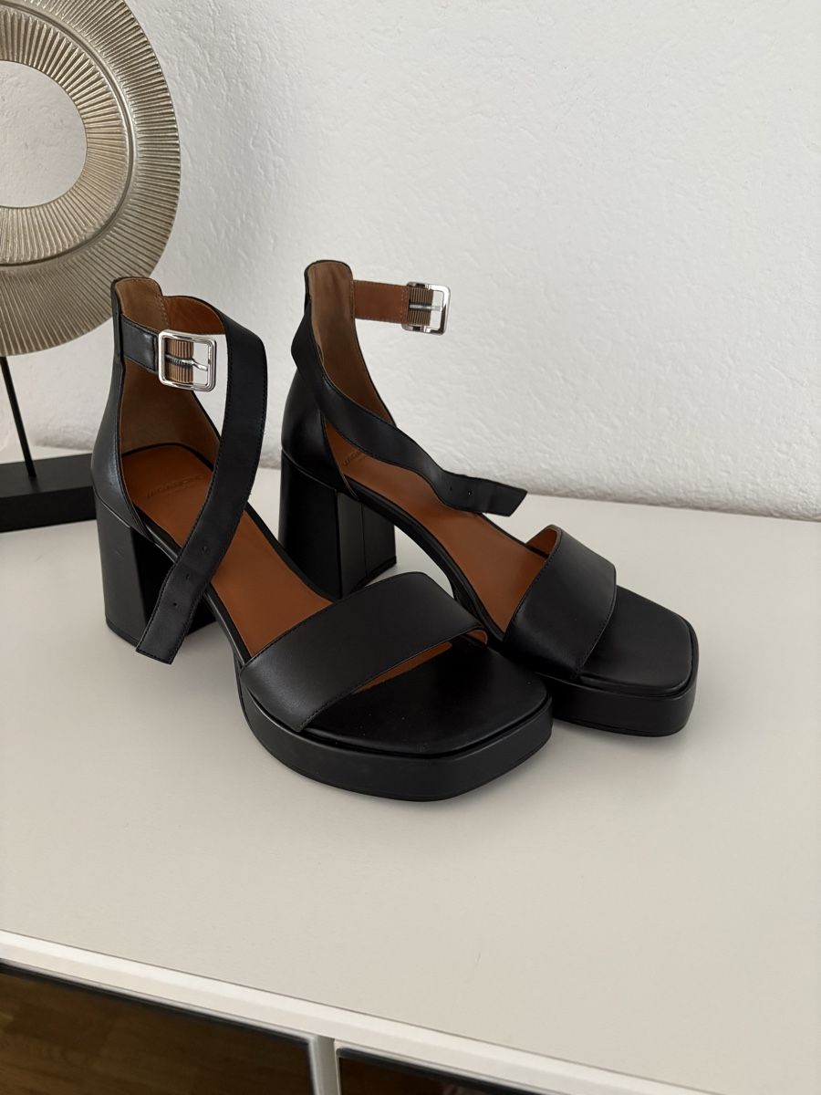 Vagabond Scarpe da donna: Sandalen Vagabond – Nuovo (secondo la descrizione) da Bülach venduto da kittygismo