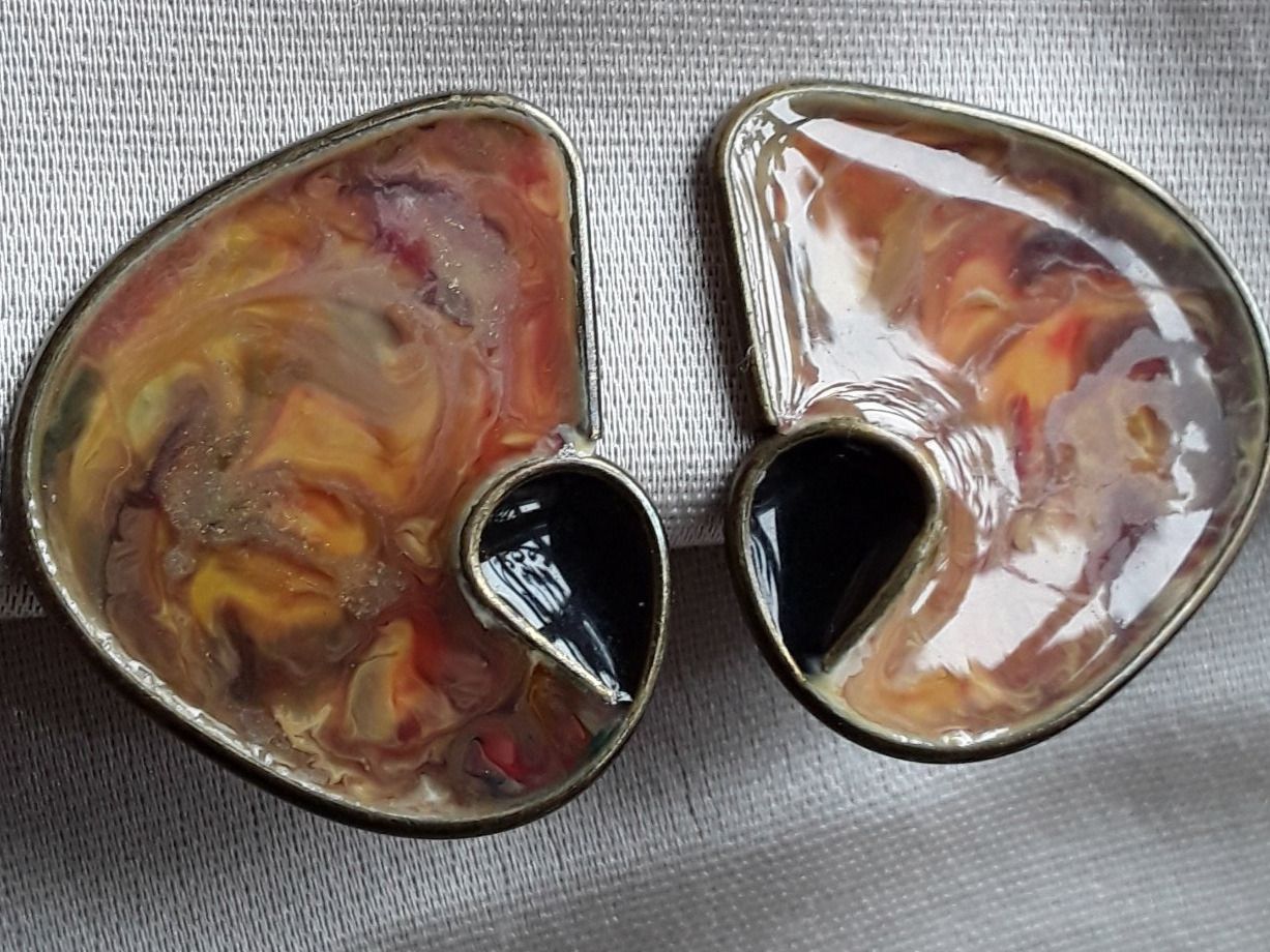 Orecchini pendenti & Orecchini a lobo: Art Déco Vintage Ohrclips 1930 Bakelit – Usato da Zürich venduto da helsan