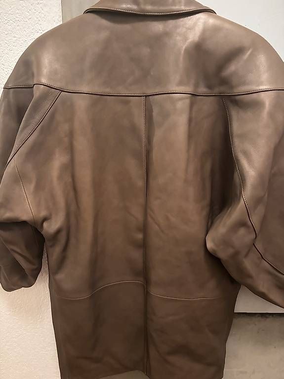 Giacche: Hochwertige oversized Leder Blazer in Brown  – Usato da Zürich venduto da din_msy7 1