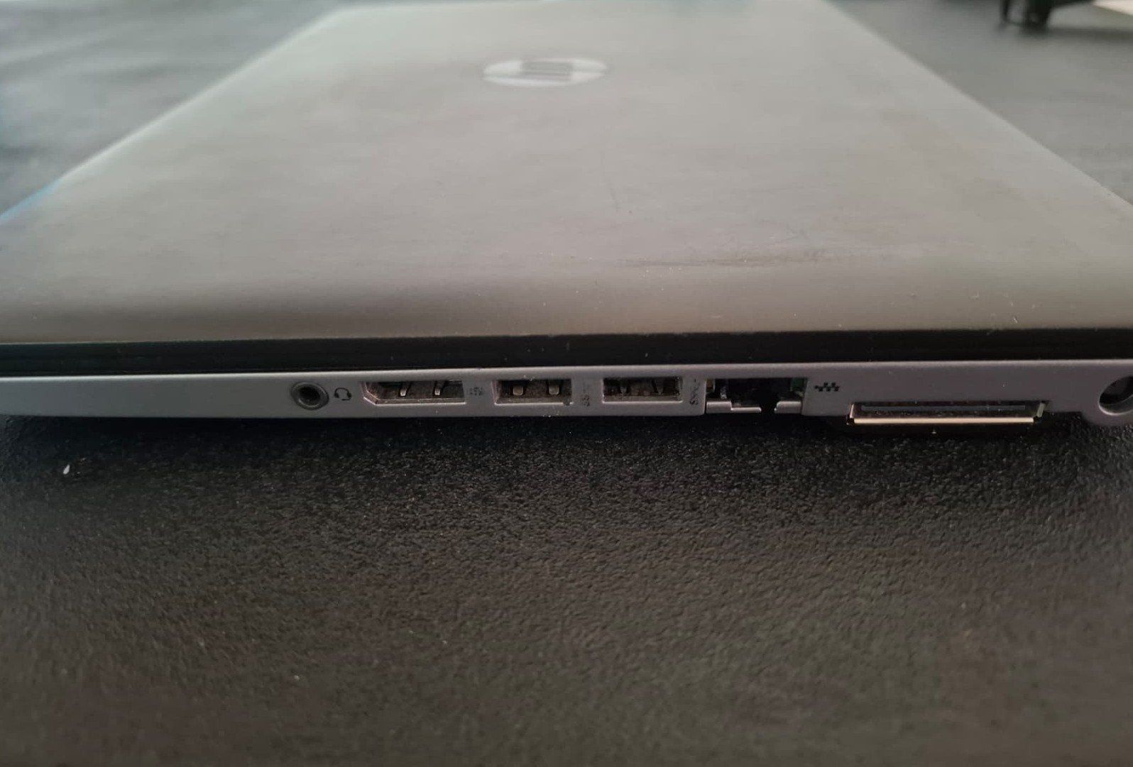 Hewlett Packard Portables: HP EliteBook 840 G2 Notebook – Défectueux à Basel par sat_mcs9 2