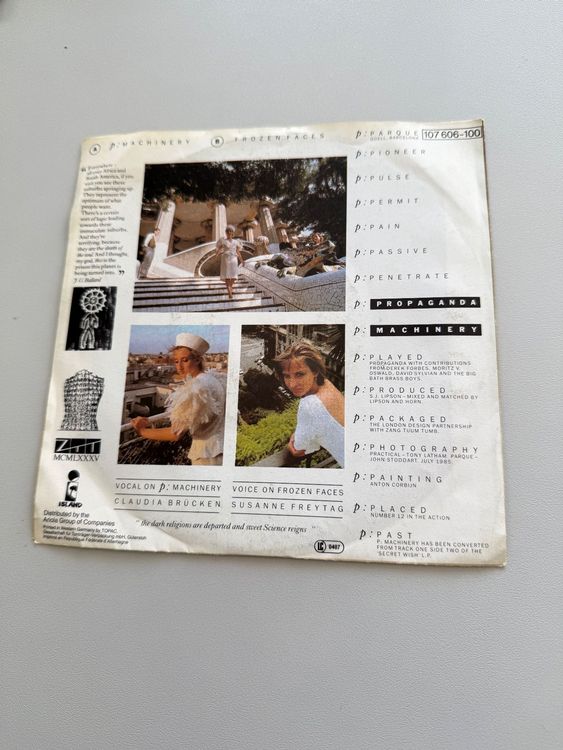 Single 45 T Propaganda Machinery Frozen Faces von 1985 (Gebraucht
