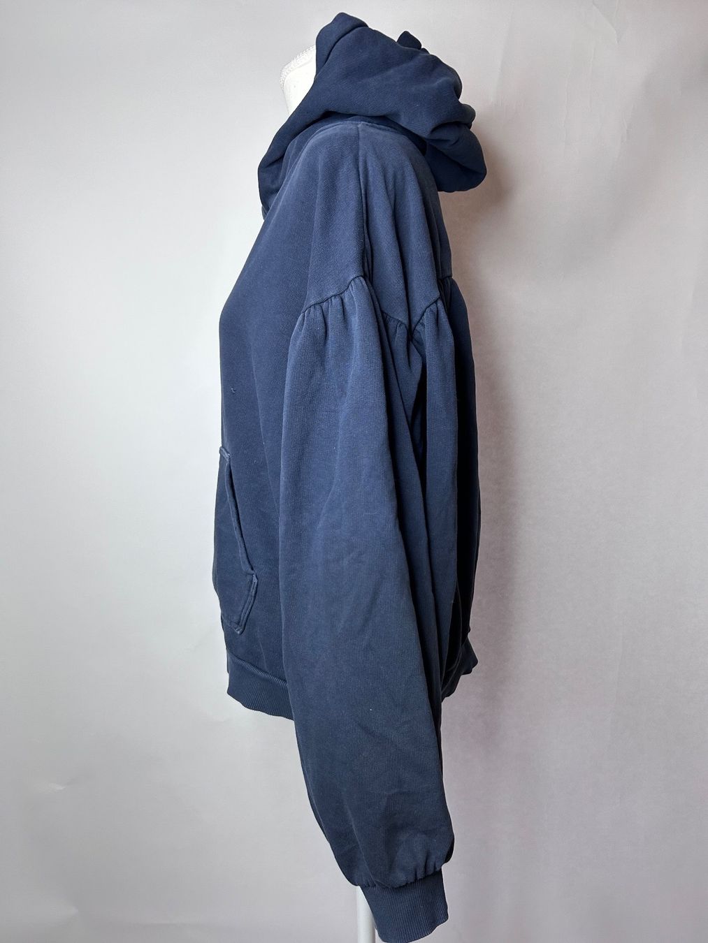 Levi's Pulls & Sweat-shirts: Levi‘s Hoodie – D'occasion à St. Gallen par look-twice 1