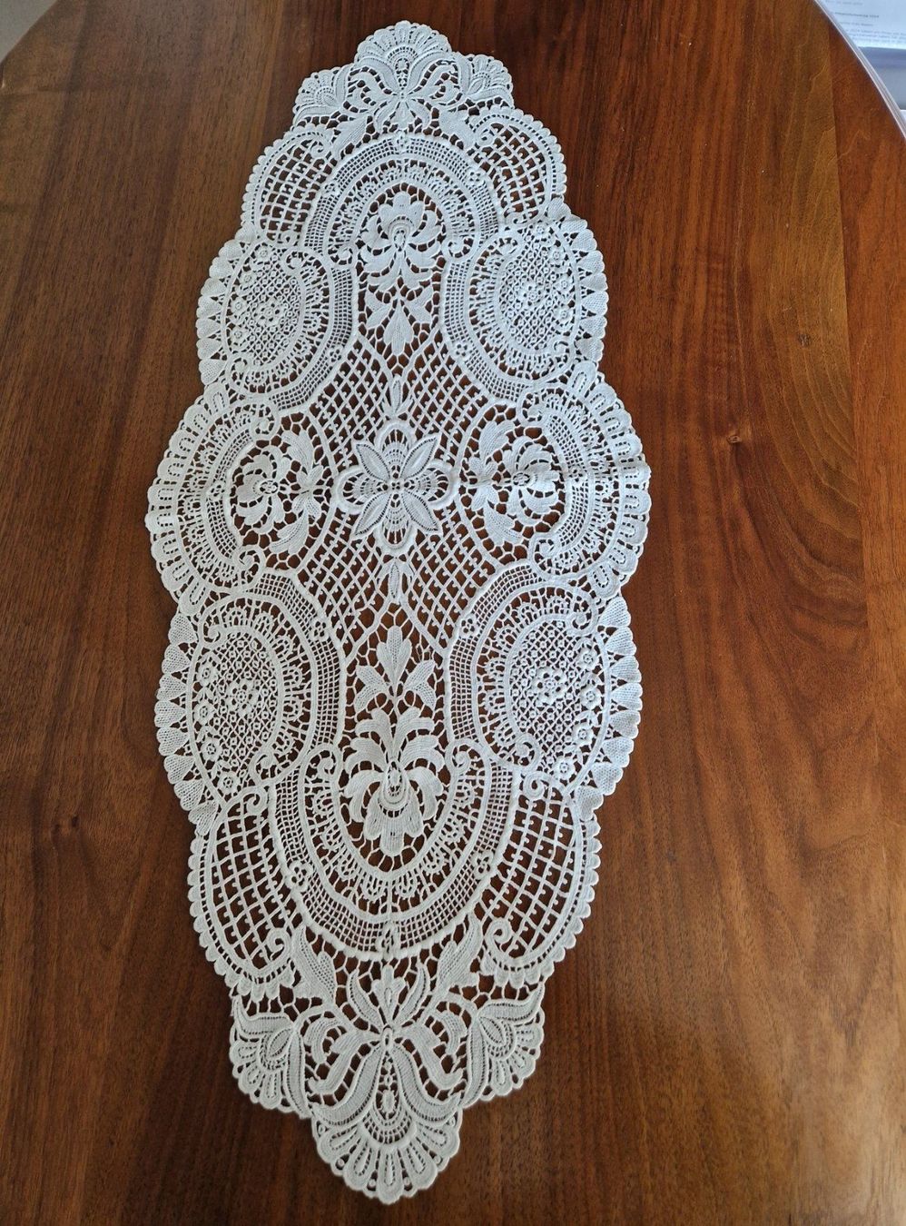 Altra biancheria da tavola: Plauener Spitze 76x32cm – Nuovo (secondo la descrizione) da Bern venduto da Antikbatik