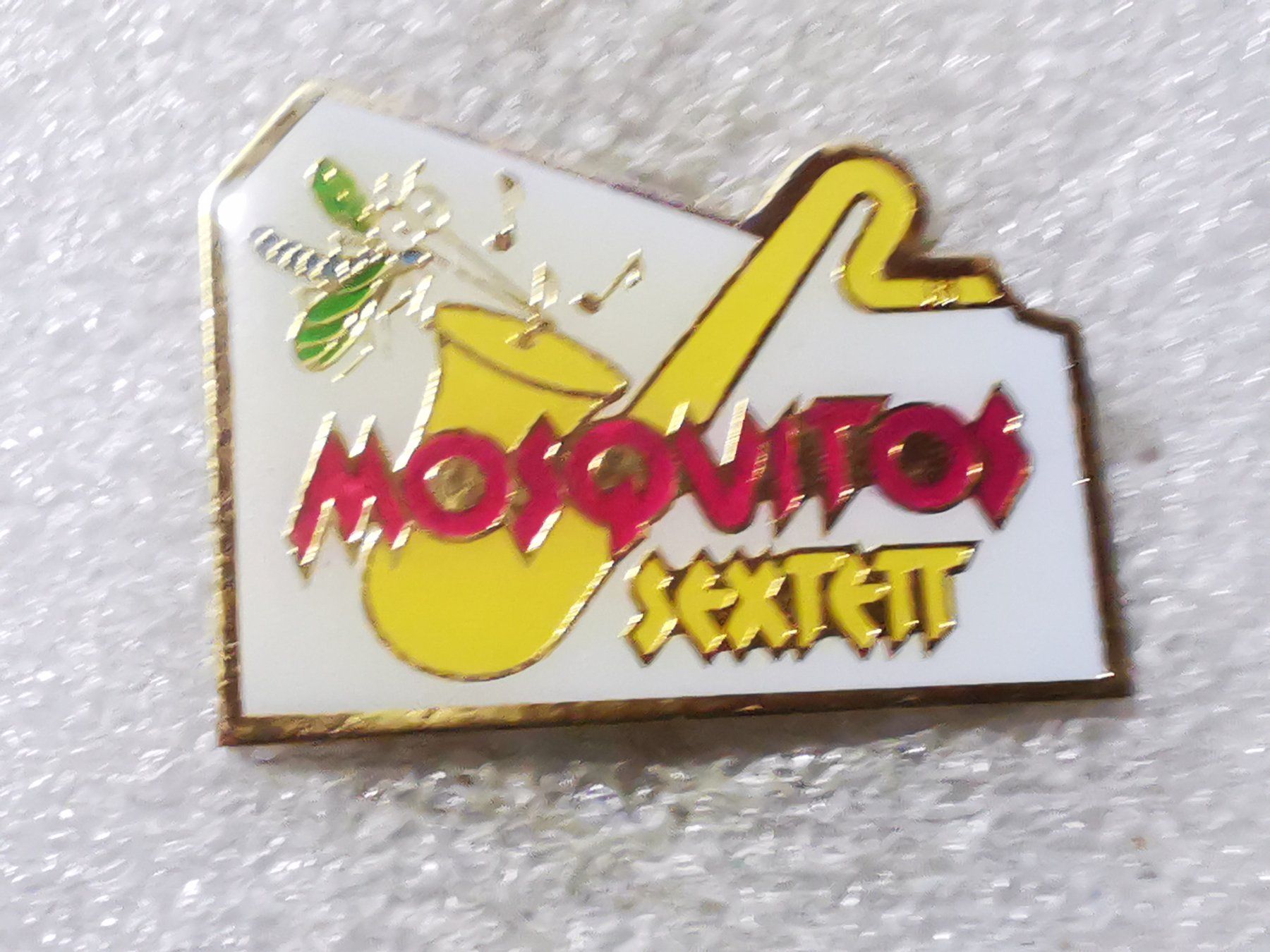 Placchette & Badge: Ansteckpin 101: – Usato da Oppligen venduto da Pin-Fall-Shop