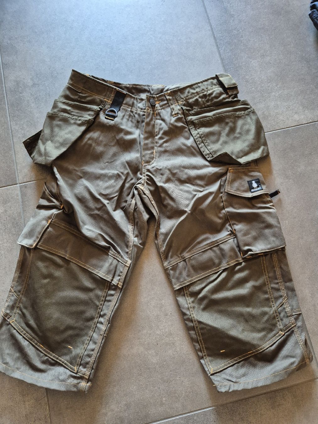 Pantaloni: Mascot Arbeitshose kurz – Nuovo (secondo la descrizione) da Wasen im Emmental venduto da GPower44