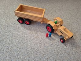 Fagus Holz-Traktor mit Anhänger & Figuren