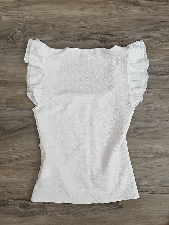 T-shirt: Maglietta bianca elegante da donna – Usato da Caslano venduto da Dr.Bread 1