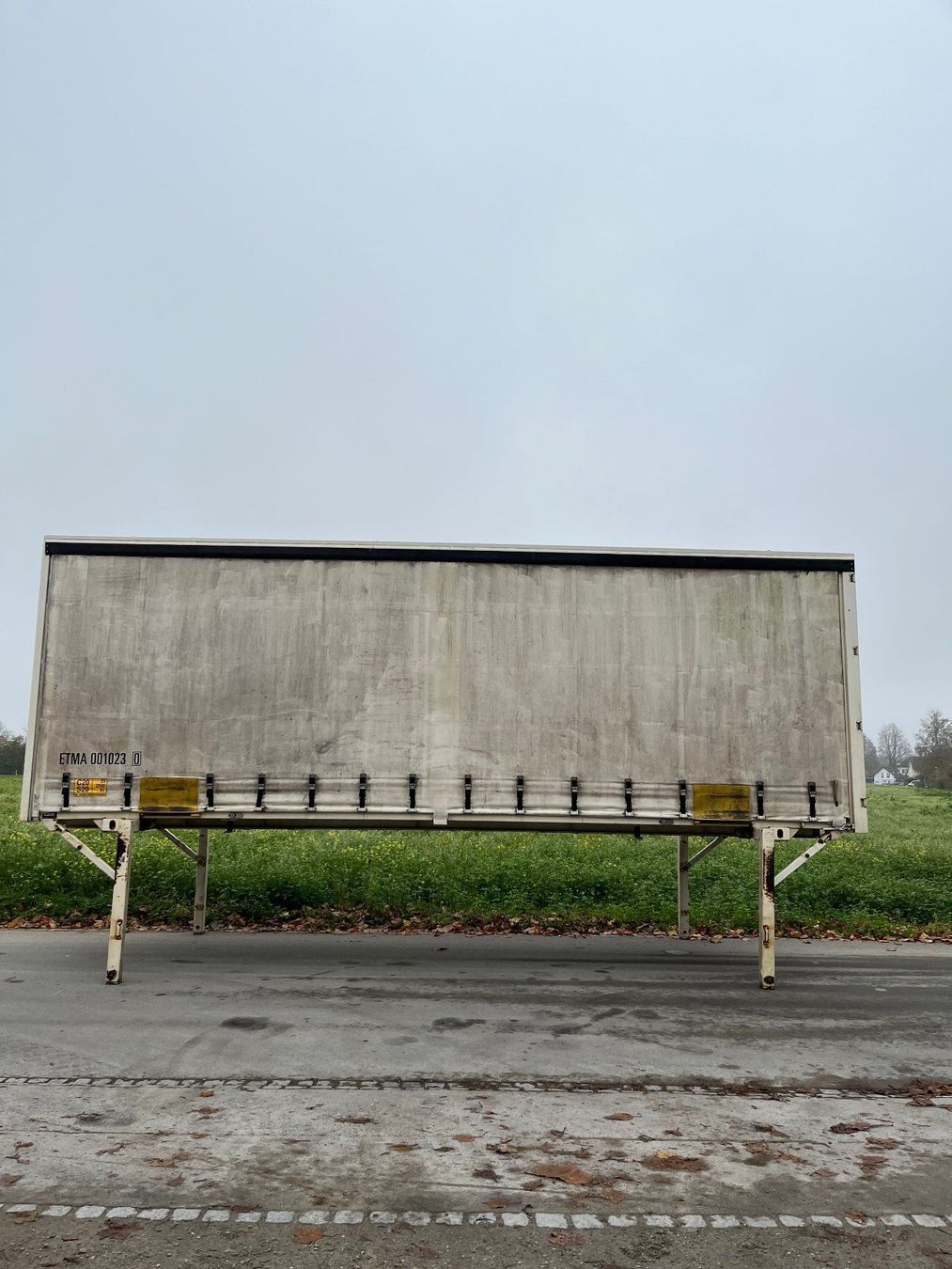 Rimorchi: Schiebeplanen-Wechselbrücke mit Festdach und Bahnabnahme – Usato da Müllheim Dorf venduto da Eschtec 3