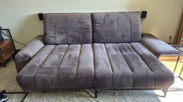 Sofa (Bettsofa - ein Teil kann elektronisch verstell werden)