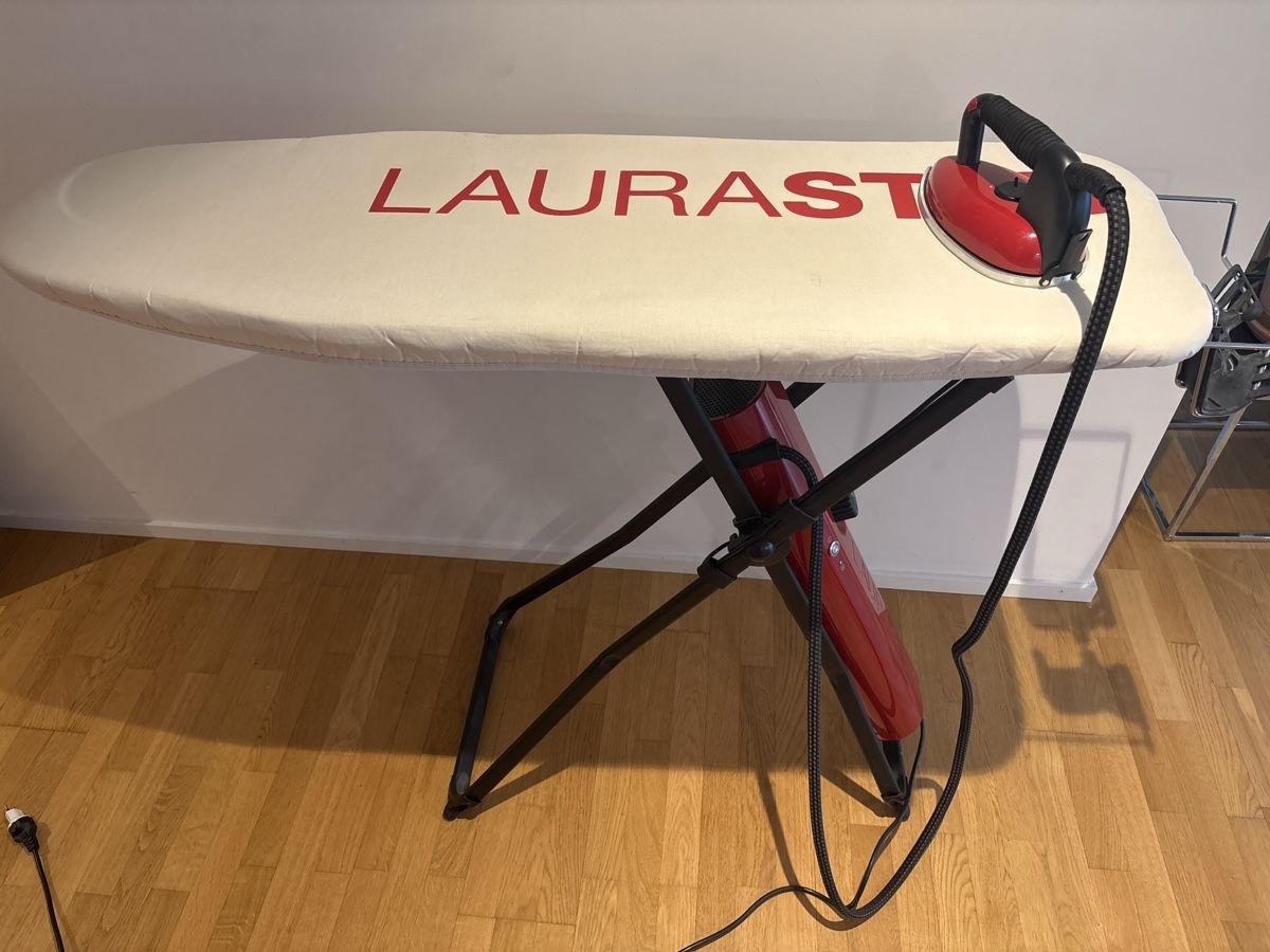 Laurastar Ferri da stiro: Laurastar Go – Usato da Zürich venduto da ale_wm6l
