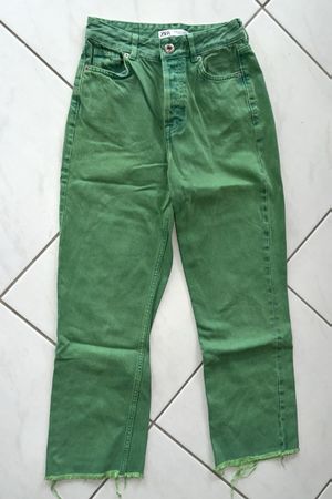 ZARA JEANS GR. 34 neuwertig