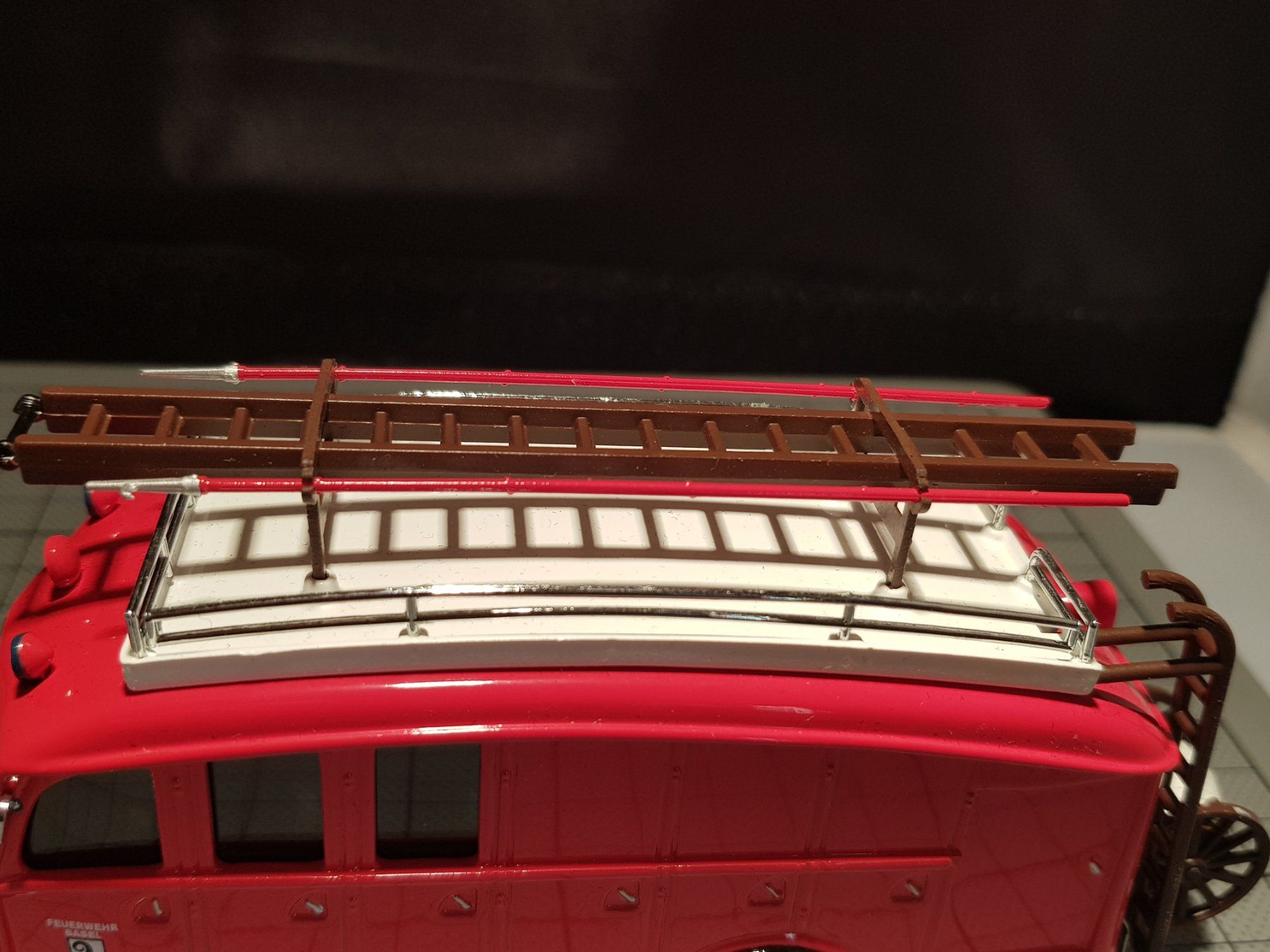 Kit di modellismo & Modellini statici: Saurer 3CTID Fourgon Feuerwehr Basel – Nuovo e nell'imballaggio originale da Chézard-St-Martin venduto da AlPat-Collections 4