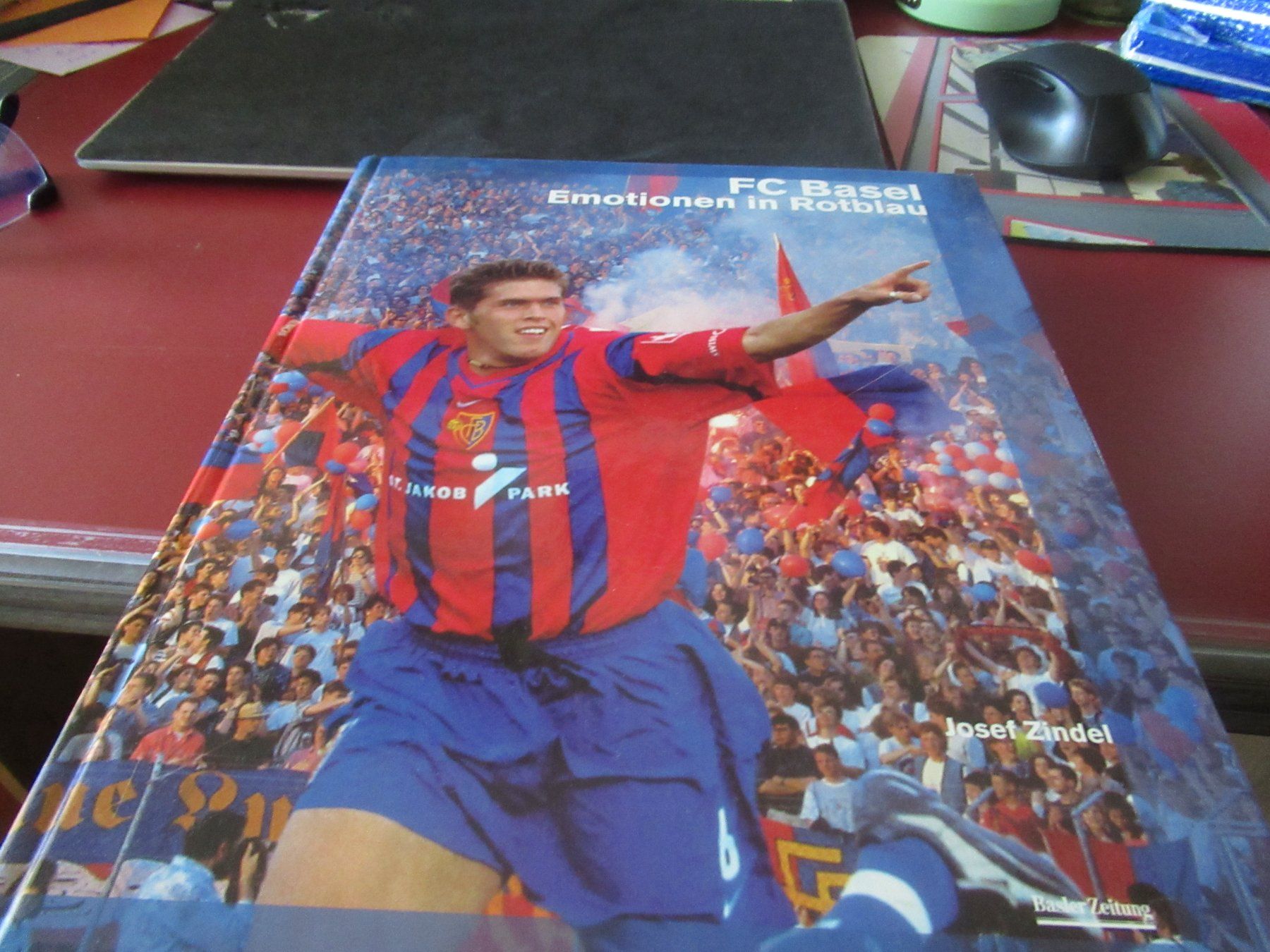 Libri: Fc Basel – Usato da Bubendorf venduto da Schnecke17
