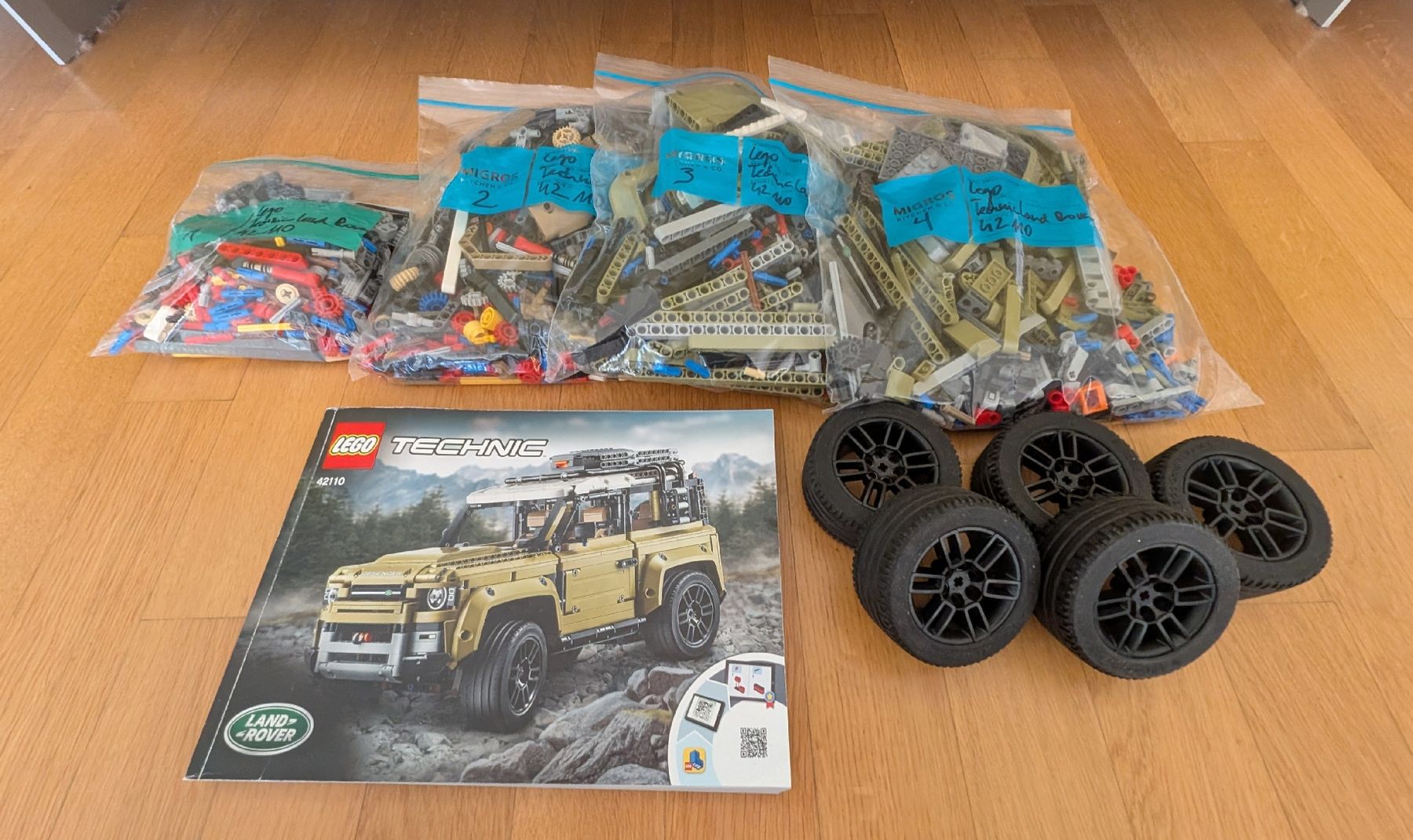 Lego Kit di costruzioni: Lego 42110 Land Rover Defender – Usato da Zürich venduto da pat_c76p