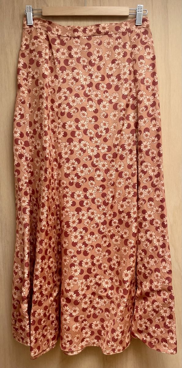 Sandro Gonne: Sandro midi skirt size 2 – Usato da Yverdon-les-Bains venduto da pen_bbz8