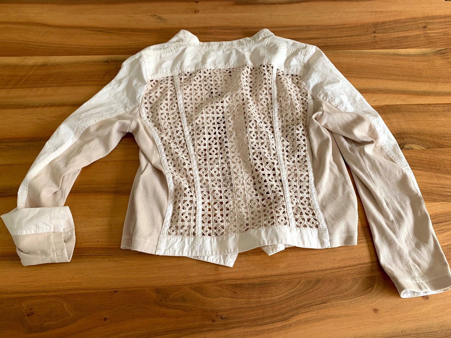 Taifun Giacche: TAIFUN super Sommerjacke beige Gr. 40 – Usato da Meiringen venduto da Jackwashere 3