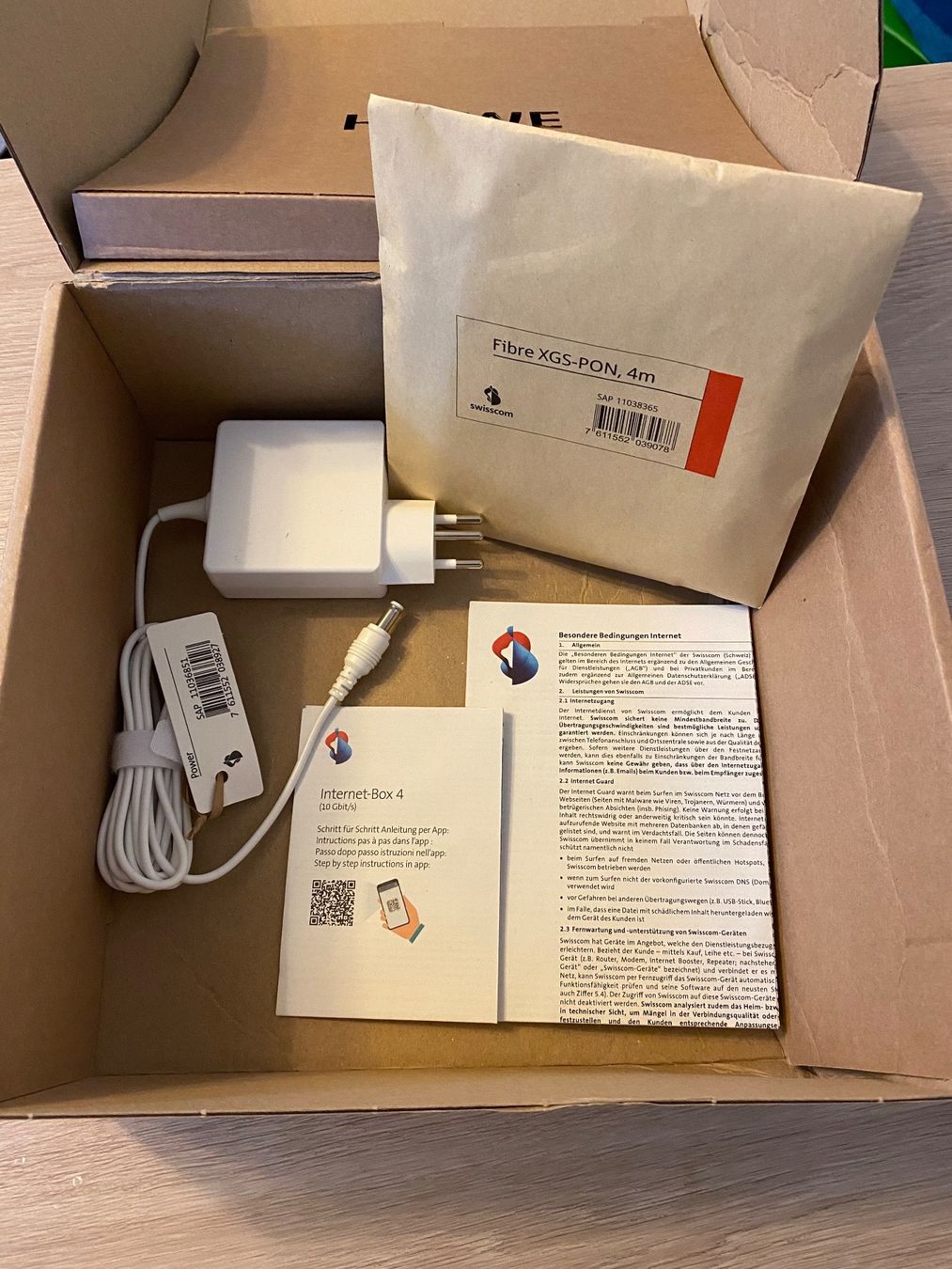 Swisscom Modems & Router: SWISSCOM Internet-Box 4 & Box 21 – Neu und originalverpackt aus St. Gallen von  3