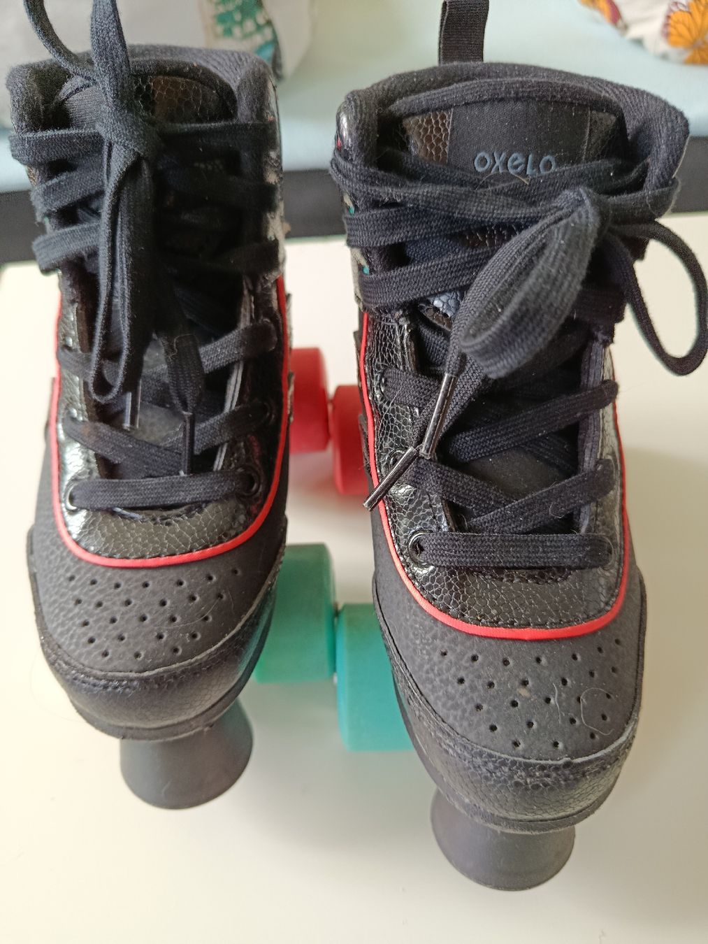 Oxelo Pattini in linea & Pattini a rotelle: Oxelo Kinder Rollschuhe Gr. 32 – Usato da Wattwil venduto da sunicheyenne 1