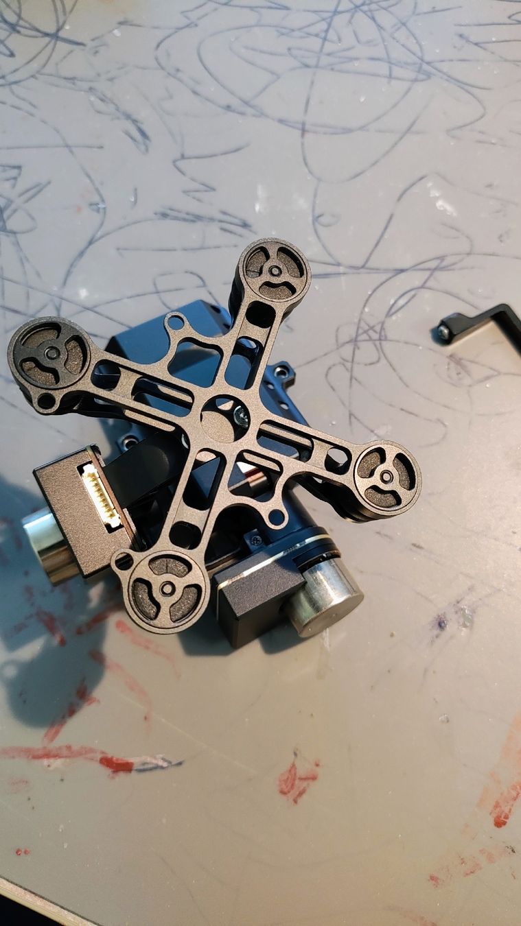 DJI Action Cam: gimbal dji zenmuse h3-3d – Usato da Courroux venduto da cap_s8kw 1