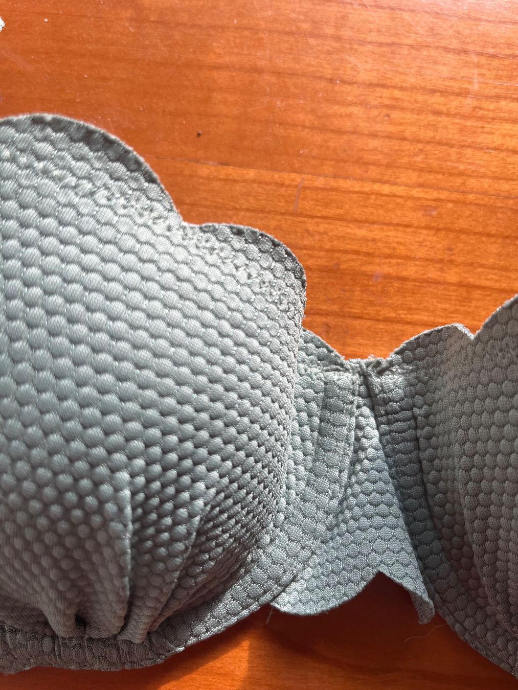Hunkemöller Costumi da bagno & Bikini: Bikini schlammgrün neu – Usato da Zürich venduto da ZoraG 1
