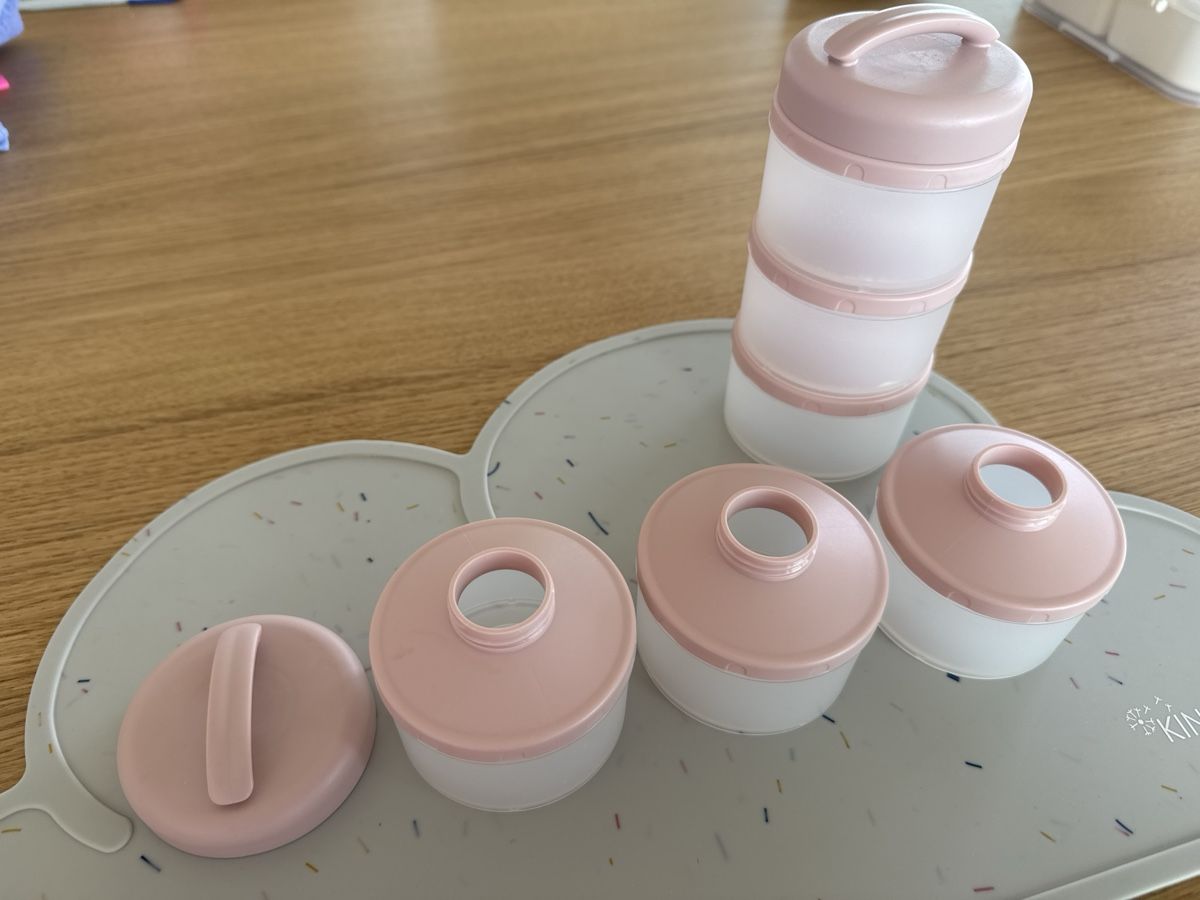 Pasti del neonato: Formula Dispenser, Stackable Milk Powder Storage Bo – Usato da Zürich venduto da ala_drq8 1