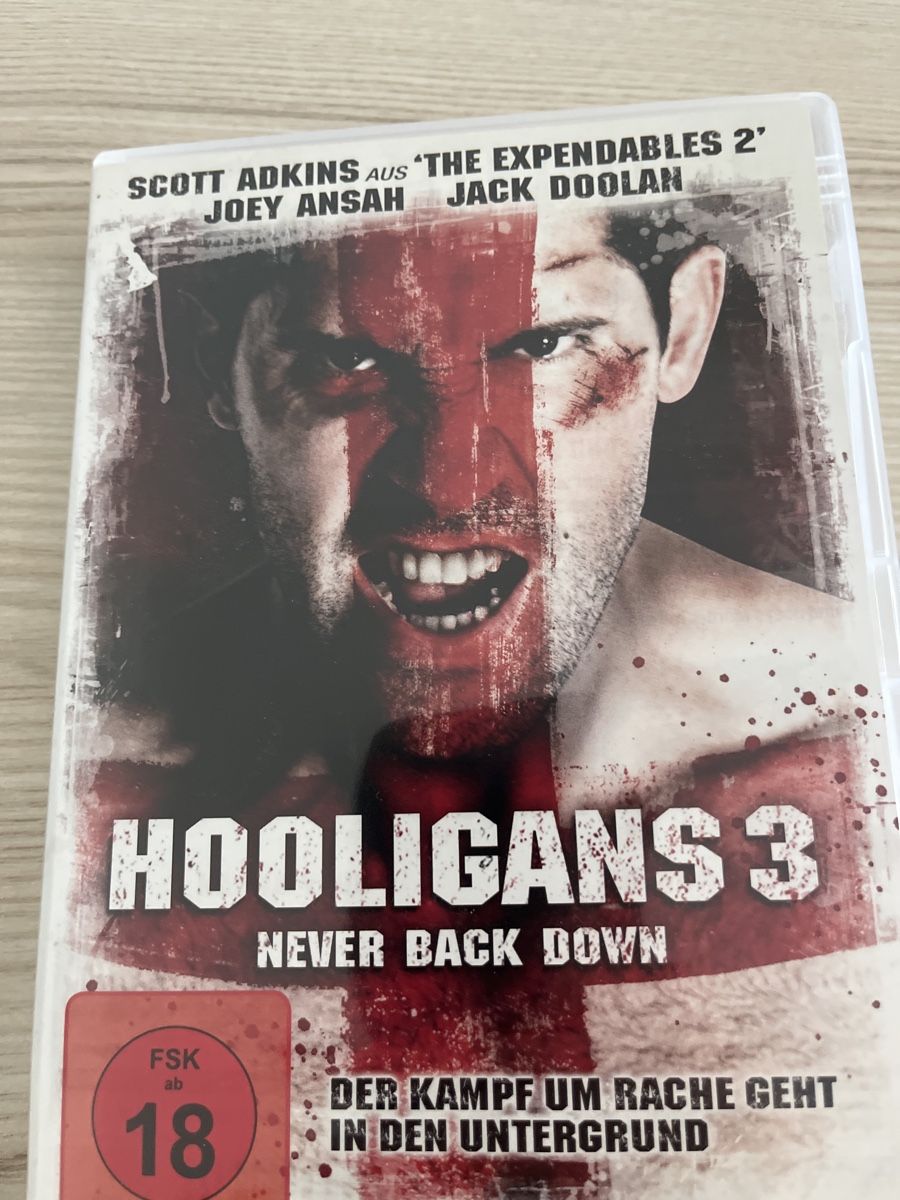 Tous les DVDs: Hooligans 3 - Never Back Down (DVD) – D'occasion à Gossau SG par __roman__95